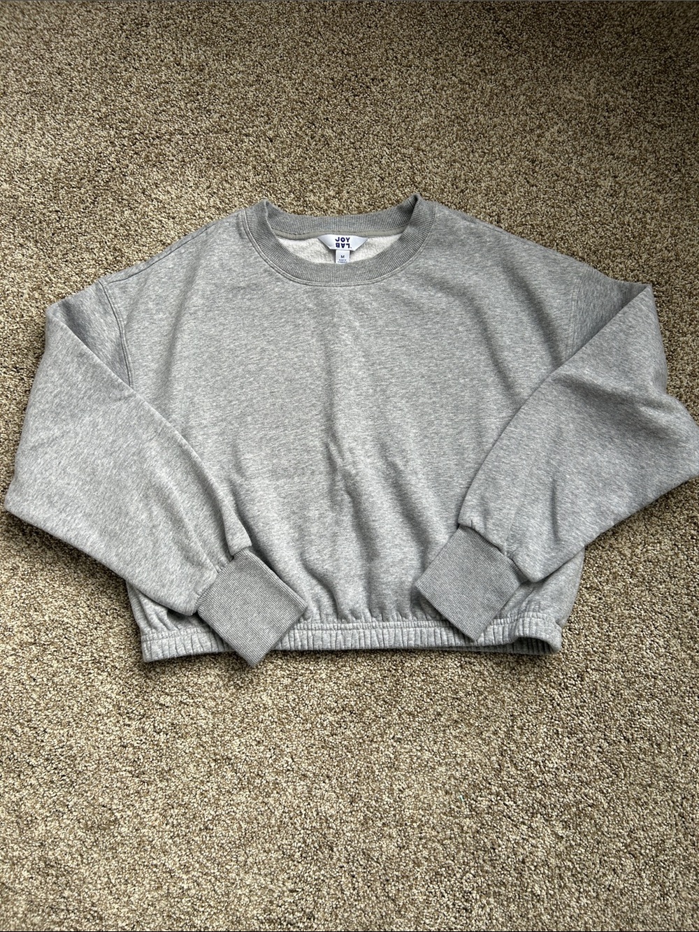 JoyLab Cropped Gray Crewneck Sweatshirt - Medium